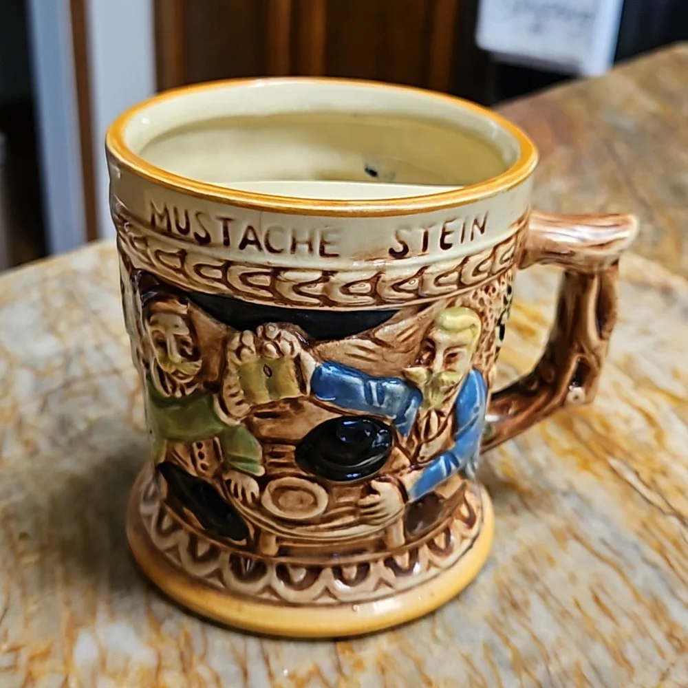 3D Ceramic MUSTACHE Beer Stein Mug Cup